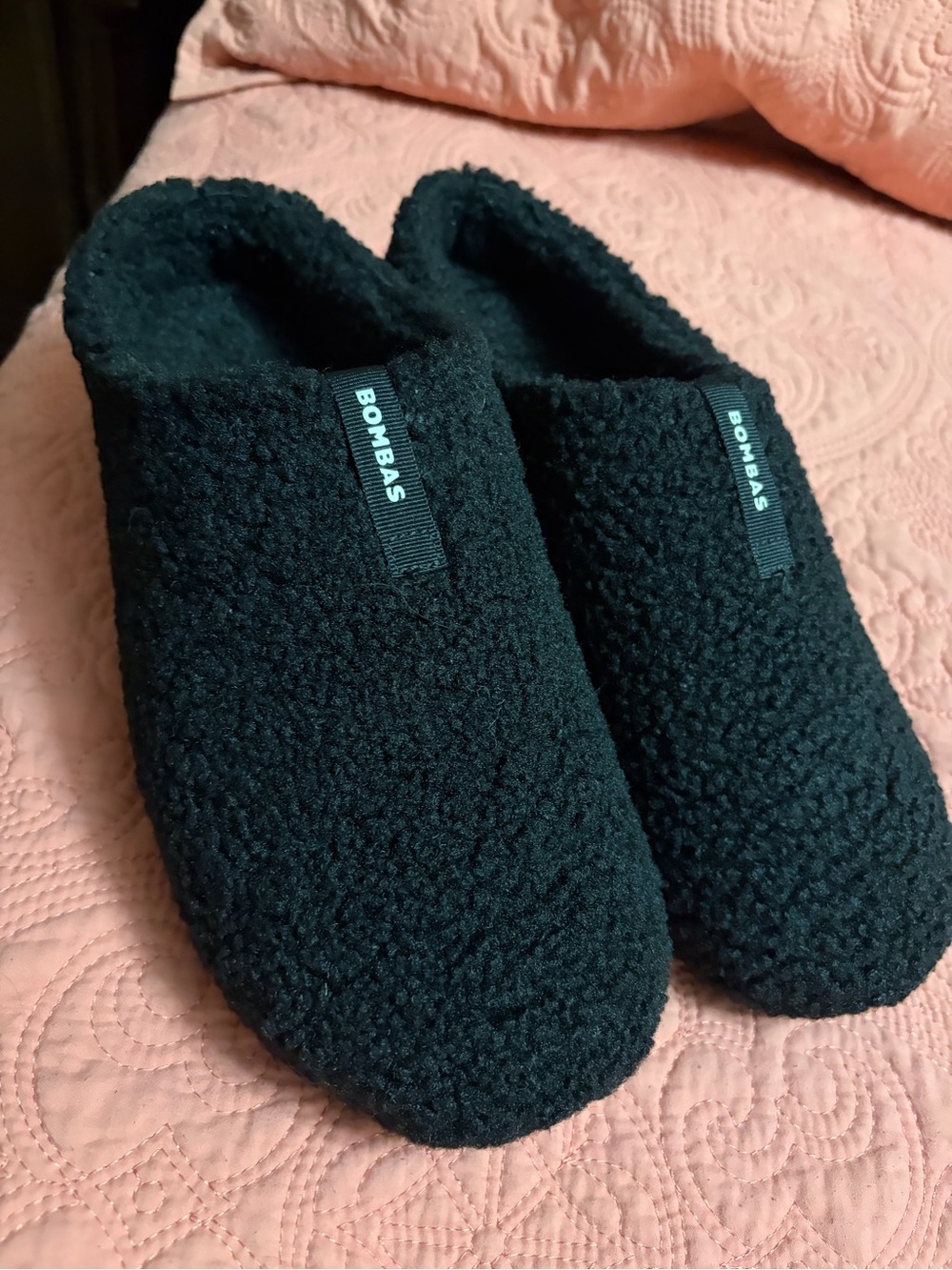 Bombas Black Sherpa-Lined Clog Slippers